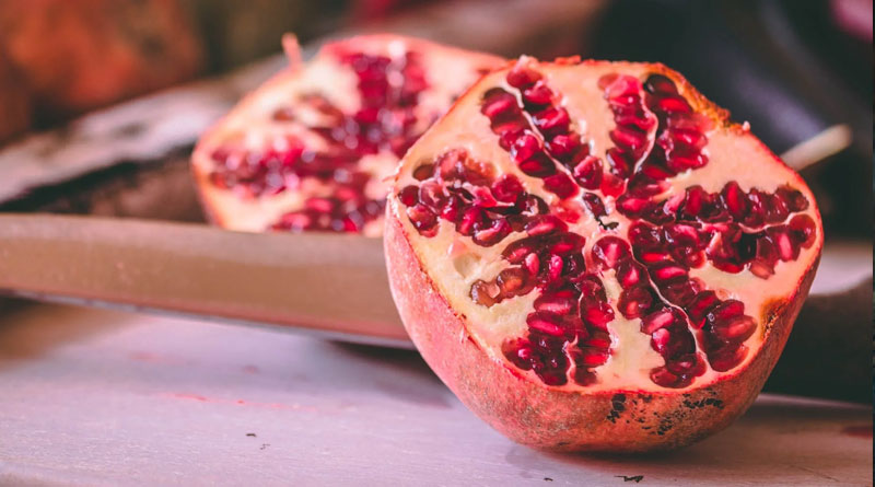 5 Simple Steps to Peeling Pomegranate